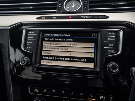 2017 Volkswagen Passat 2017 Passat HIGHLINE/96k km/New NCT/1yr warranty €17,888 thumbnail