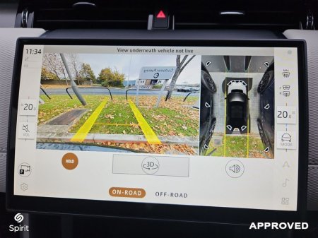 2025 Land Rover Discovery Sport 1.5 PHEV SE R Dynamic €63,950 thumbnail