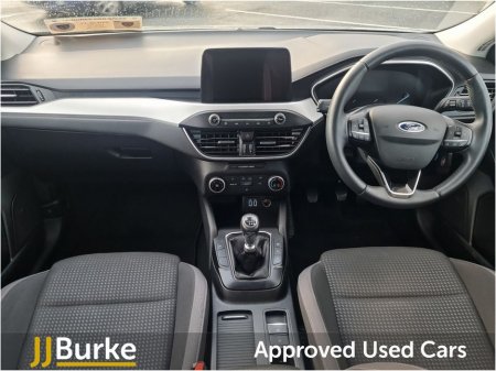 2021 Ford Focus 1.5 TDCi 120PS Zetec €20,950 thumbnail