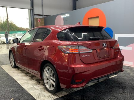 2015 Lexus CT 200 h 1.8 HYBRID / 86k KMs / Heated Seats, Cruise Control & More €16,950