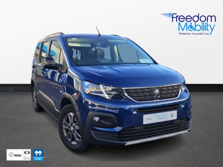 2024 Peugeot Rifter Lowered Floor Wheelchair Access