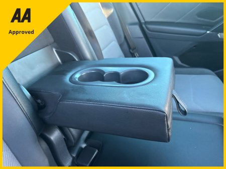 2017 Volkswagen Tiguan 2.0 TDI R-LINE 4MOTION 5DR AUTO 190PS FULLY LOADED WITH SPEC €18,950 thumbnail