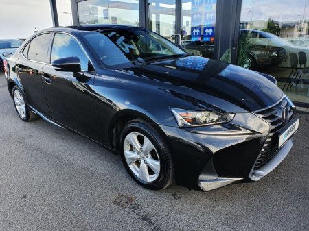 2016 Lexus IS 300 h HALF LEATHER * 2.5 HYBRID €18,950
