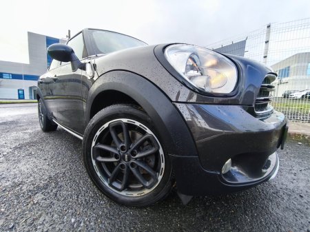 2015 MINI Hatch  €7,500