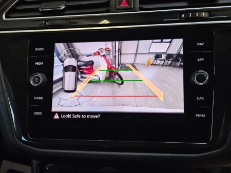 2021 Volkswagen Tiguan 2.0 TDI 150HP R-Line DSG €33,950 thumbnail