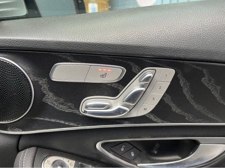 2020 Mercedes-Benz C Class €29950! 2020 MERCEDES-BENZ C220D AMG LINE LAUREUS EDITION AUTOMATIC / CRUISE CONTORL / PADDLE SHIFTERS / REVERSE CAMERA / ELECTRIC MEMORY & HEATED SEATS €29,950 thumbnail