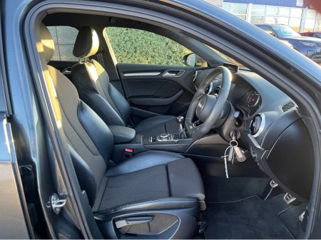 2020 Audi A3 S-LINE SPORTBACK 30TFSI MANUAL 1.0 PETROL thumbnail