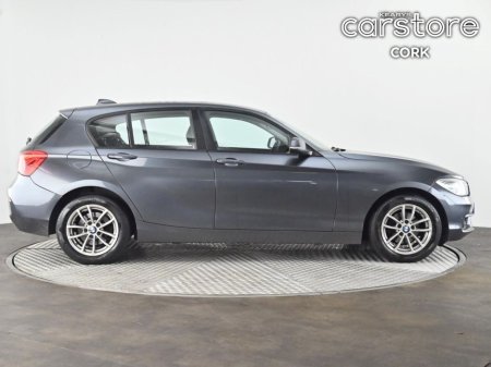 2015 BMW 1 Series 118i SE €13,880