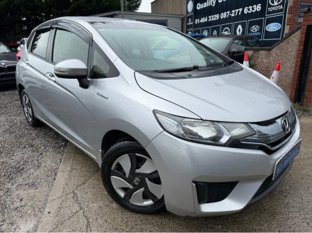 2015 Honda Fit 1.5 HYBRID AUTO €8,950