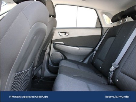 2023 Hyundai Kona EXECUTIVE TWO TONE - 1.0 PETROL €25,797 thumbnail