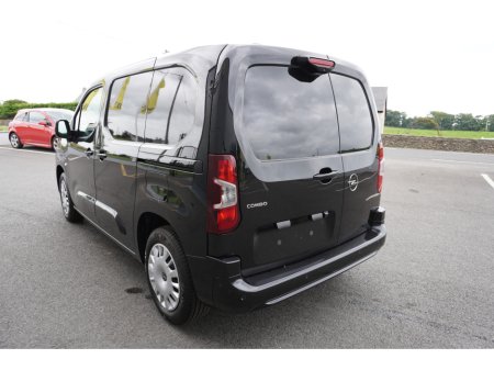 2026 Opel Combo SPORTIVE 1.5 D-TURBO €25,000 thumbnail