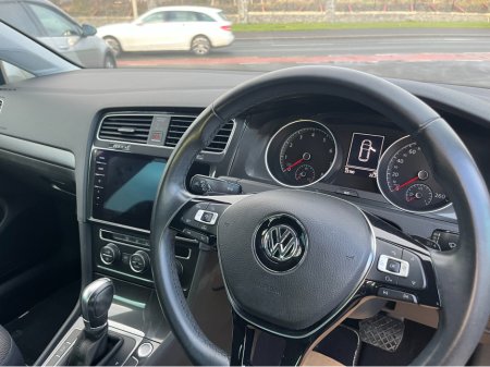 2018 Volkswagen Golf 1.2 TSI 5DR AUTO LOW KMS €16,950 thumbnail