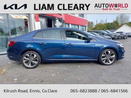 2019 Renault Megane SIGNATURE TCE 140 GPF M TCE140 4DR €15,500