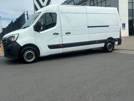 2022 Renault Master FWD LM35 dCi Business 135 L3H2 €21,350
