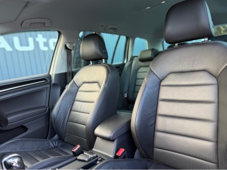 2019 Volkswagen Golf HIGHLINE PRO - 2.0L DIESEL - AUTO - 12M WARRANTY - CAR: 1600 €21,950 thumbnail