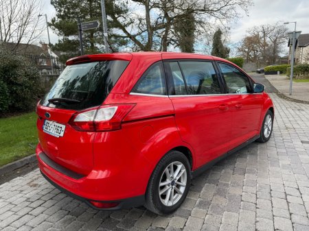 2015 Ford Grand C-Max 1.5 TDCI ZETEC 120 120PS 5DR €9,950