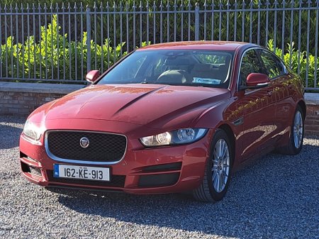 2016 Jaguar XE SE Model 2.0 Diesel 163 bhp with cream cloth seats, cruise control, front fog lights. €9,950