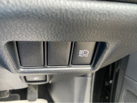 2019 Toyota C-HR SOL 1.8 PETROL HYBRID AUTOMATIC SUV *TOP SPEC IRISH JEEP* *FULL TOYOTA SERVICE HISTORY* *NCT 03/2027* *TAX 06/2026 €180 ROAD TAX* *FINANCE ARRANGED TODAY* €20,950 thumbnail