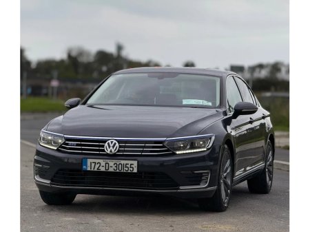 2017 Volkswagen Passat Volkswagen Passat 2017 GTE AUTO High Line