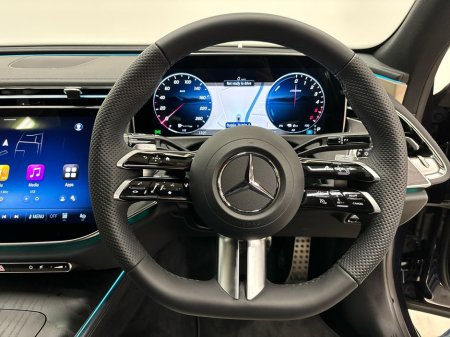 2026 Mercedes-Benz E Class E 300 de AMG Line | Plug-in Hybrid, Heated Seats, 360-degree Reversing Camera, Sports Seats thumbnail