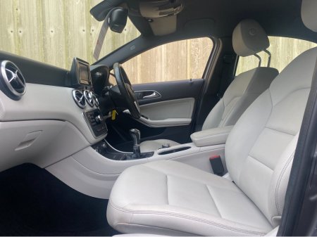 2015 Mercedes-Benz A Class 180 URBAN 5DR €12,999