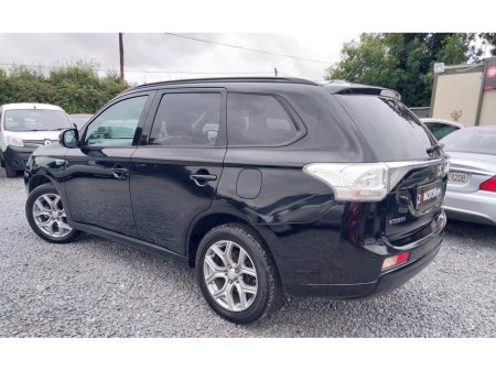 2015 Mitsubishi Outlander 2.0 GX3H PHEV 160BHP 5DR AUTO €8,950
