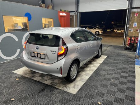 2020 Toyota Aqua 2020 TOYOTA AQUA 1.5L HYBRID / 83K KMS / LANE ASSIST & MORE €12,950