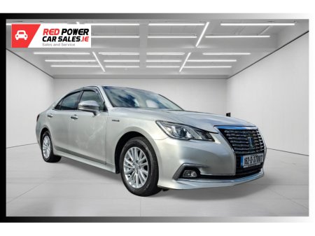 2016 Toyota Crown Petrol Hybrid 2 Years NCT