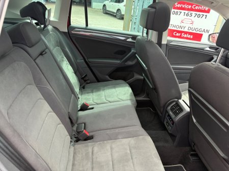 2019 Volkswagen Tiguan 2.0 TDI 150HP Highline €28,950 thumbnail