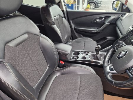 2017 Renault Kadjar 1.5 dCi 110 ENERGY Dynamique S Nav €12,950 thumbnail