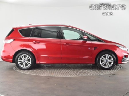 2022 Ford S-Max 2.5 Duratec 190PS FHEV Titanium Auto €36,880