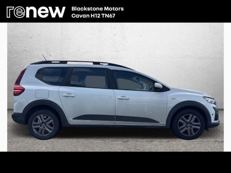 2022 Dacia Jogger TCe 110 Comfort €20,950 thumbnail