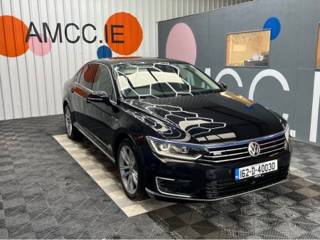 2016 Volkswagen Passat €18950! VW PASSAT GTE Plug in Hybrid - Adaptive Cruise Control - Heated Electric Memory Seats - Reverse Camera - Tailgate €18,950