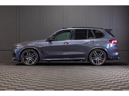 2022 BMW X5 xDrive45e M Sport €61,950