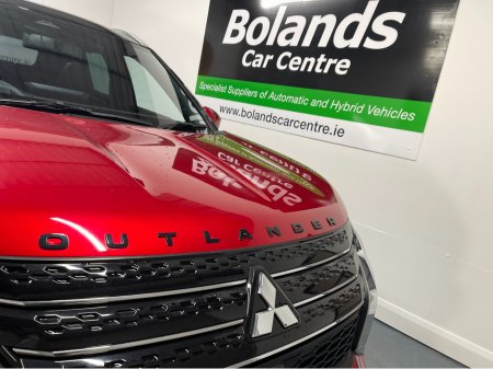 2023 Mitsubishi Outlander (New Model) HYBRID 2.4 PHEV 7 SEATER AUTOMATIC TOP SPEC MODEL www.bolandscarcentre.ie €39,900 thumbnail