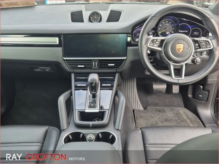 2022 Porsche Cayenne 3.0 V6 E-Hybrid 4WD Auto €74,950