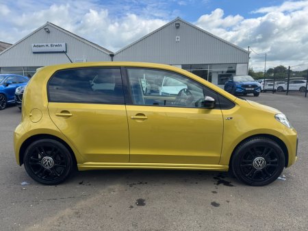 2021 Volkswagen up! R-Line