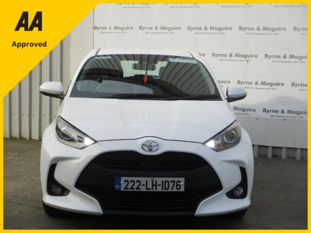 2022 Toyota Yaris 1.0 LUNA ONLY 23000 KMS, ALLOYS, BLUETOOTH, REVERSE CAMERA AND MORE,  FULLY SERVICED WITH 12 MONTHS WARRANTY AND 12 MONTHS AA COVER !! €20,500 thumbnail
