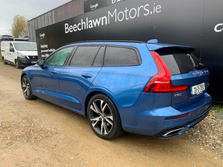 2021 Volvo V60 2.0 B4 197 BHP DSL R-DESIGN AUTO // ONE OWNER // FULL SERVICE HISTORY // STUNNING CONDITION 02/27 NCT // €270 ROAD TAX // €30,950 thumbnail