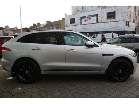 2019 Jaguar F-Pace 2.0 D AWD R-SPORT AUTO 5DR €22,500
