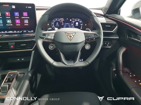 2026 Cupra Formentor FORMENTOR V2 EHYBRID 204HP Auto thumbnail