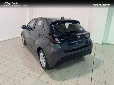 2023 Toyota Yaris 1.5 HYBRID LUNA 4DR €22,950