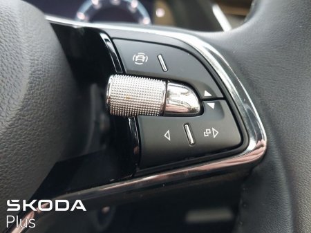 2023 Skoda Octavia STYLE 1.0TSI 110HP €27,950 thumbnail