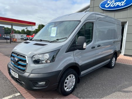 2025 Ford Transit TREND 350M 67KWH 135KW.  € 33,750 +VAT! €33,750