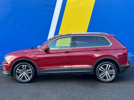 2020 Volkswagen Tiguan 4MOTION 2.0 TDI // LEATHER HEATED SEATS // DIGITAL CLUSTER // APPLE CARPLAY/ANDROID AUTO €29,950