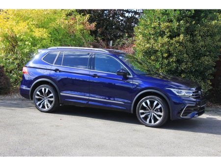 2023 Volkswagen Tiguan Allspace 2.0 TDI 150HP R-Line DSG €49,950 thumbnail