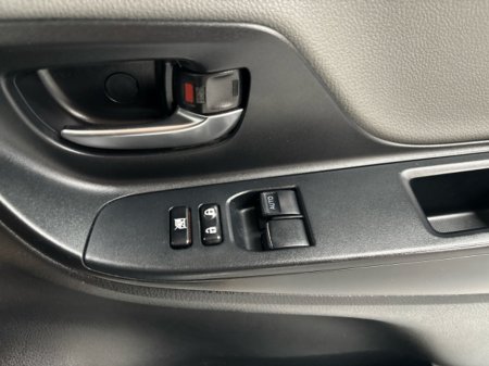 2017 Toyota Yaris 1.0 LUNA 4DR €13,750 thumbnail