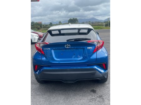 2018 Toyota C-HR 2018-1 Toyota CHR €20,950 thumbnail