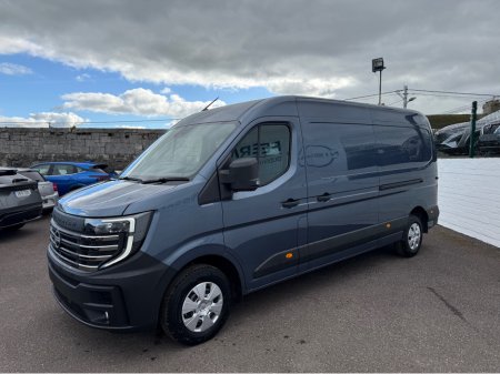 2026 Nissan Interstar Free Towbar & Ply-lining L3H2 150 bhp SV Premium €36,423