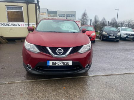 2015 Nissan Qashqai 1.5 DSL SV 4DR €8,500
